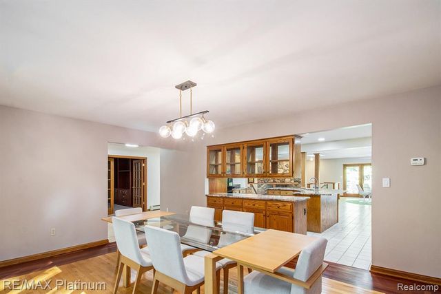 4352 Fenton Road, Hartland, MI 48353