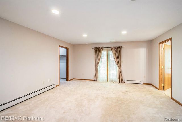 4352 Fenton Road, Hartland, MI 48353