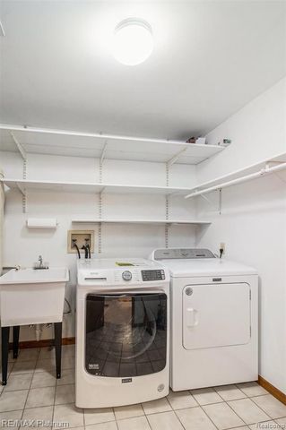 4352 Fenton Road, Hartland, MI 48353