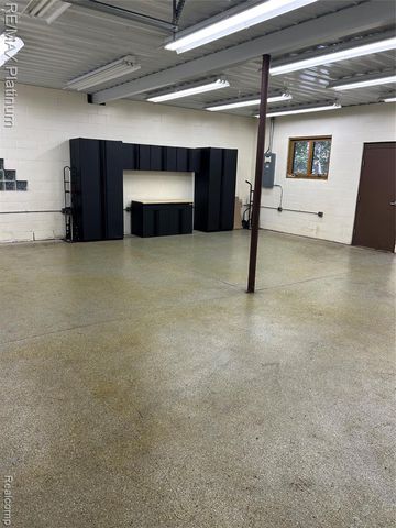 4352 Fenton Road, Hartland, MI 48353