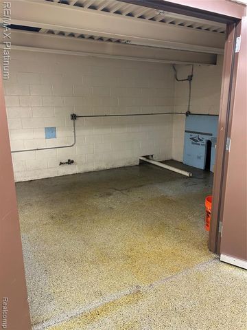 4352 Fenton Road, Hartland, MI 48353