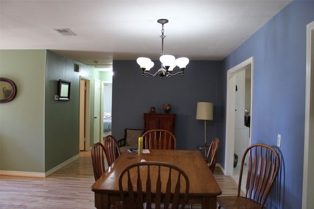 2103 Wildwood Way, Tool, TX 75143