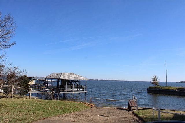 2103 Wildwood Way, Tool, TX 75143