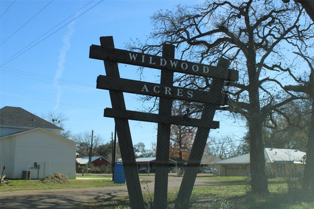 2103 Wildwood Way, Tool, TX 75143
