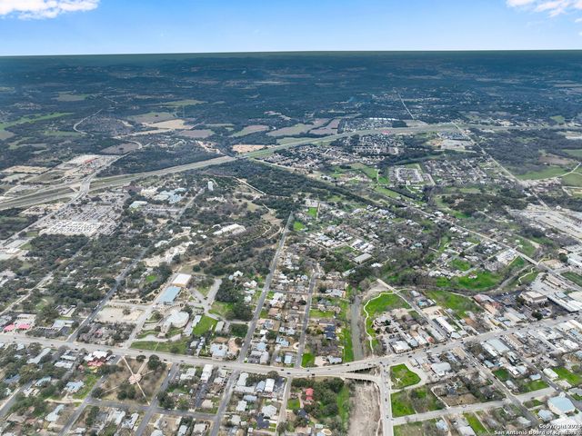 115 PECAN ST, Boerne, TX 78006