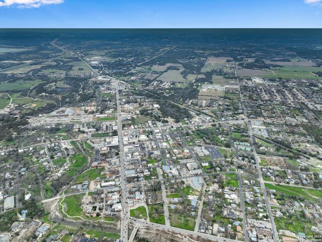 115 PECAN ST, Boerne, TX 78006