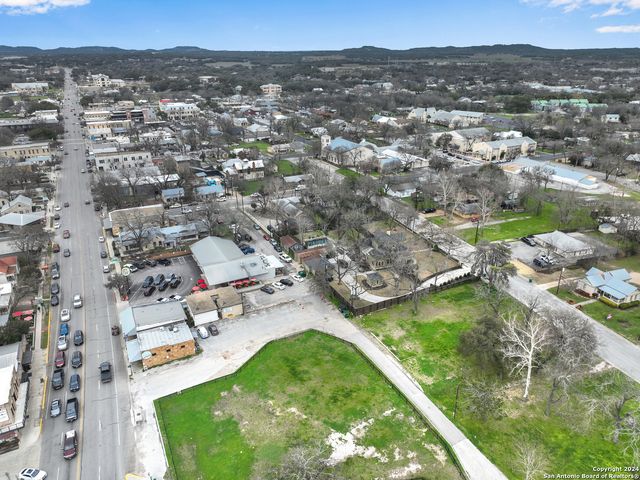 115 PECAN ST, Boerne, TX 78006