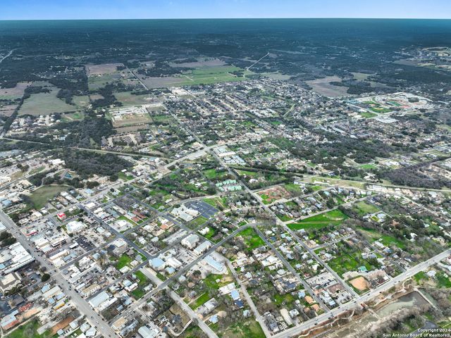 115 PECAN ST, Boerne, TX 78006