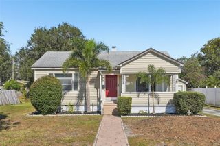 4809 33RD AVENUE N, St Petersburg, FL 33713