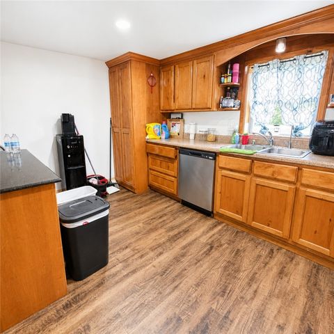 1008 N D Street, Rogers, AR 72756