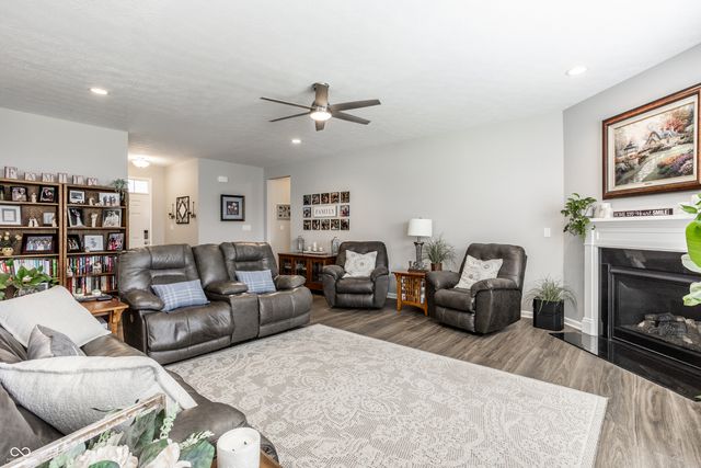 11485 Flynn Place, Noblesville, IN 46060
