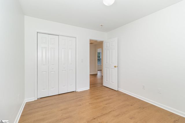 137 Pin Oak Court, Easley, SC 29642