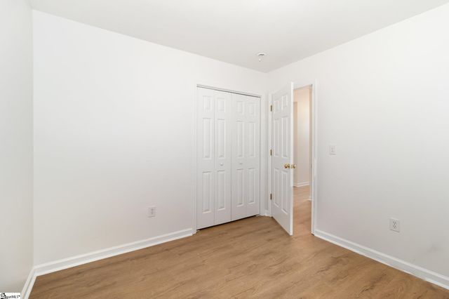 137 Pin Oak Court, Easley, SC 29642