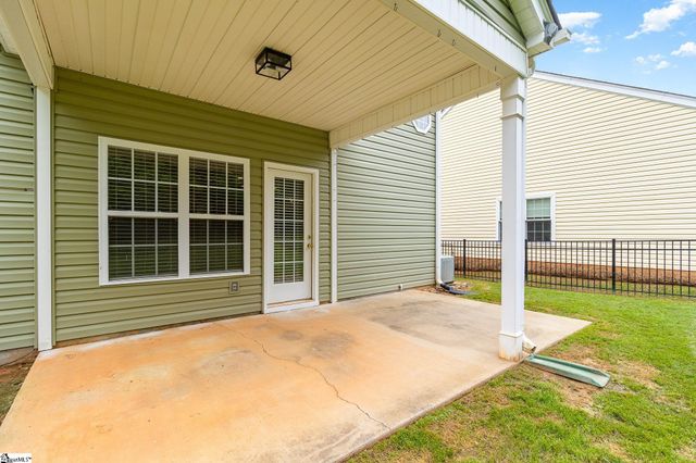 137 Pin Oak Court, Easley, SC 29642