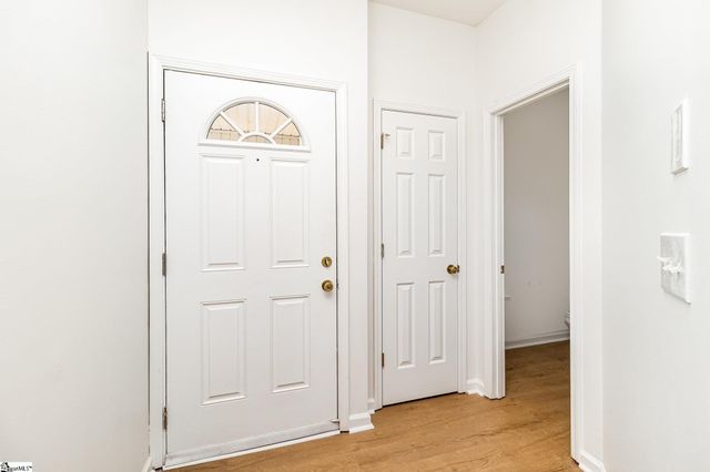 137 Pin Oak Court, Easley, SC 29642