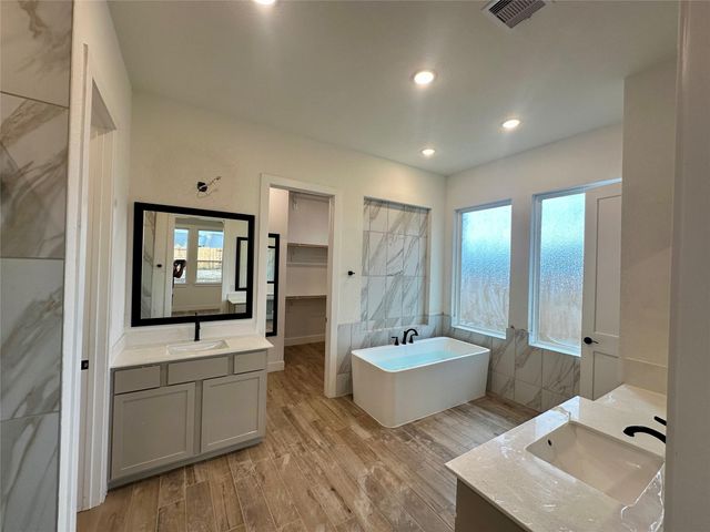 618 Gunner Drive, Montgomery, TX 77316