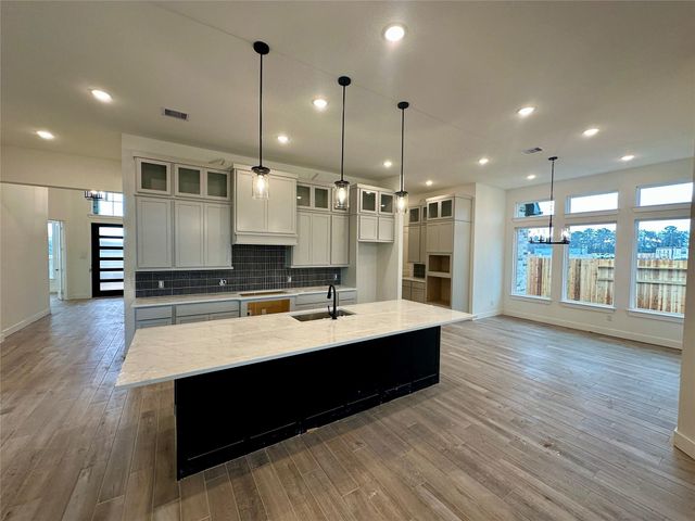 618 Gunner Drive, Montgomery, TX 77316