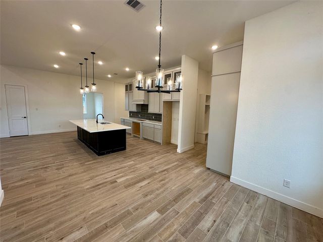 618 Gunner Drive, Montgomery, TX 77316