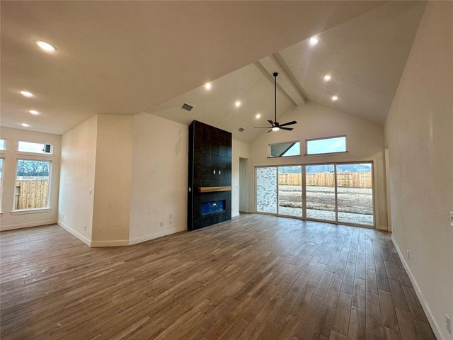 618 Gunner Drive, Montgomery, TX 77316