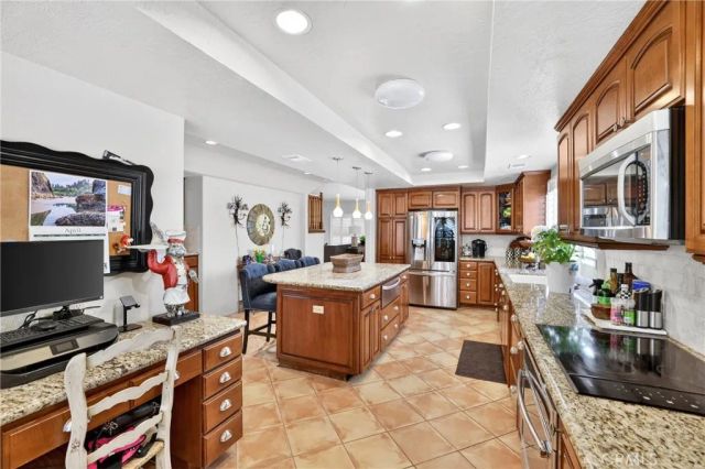 633 N Orange Street, Orange, CA 92867