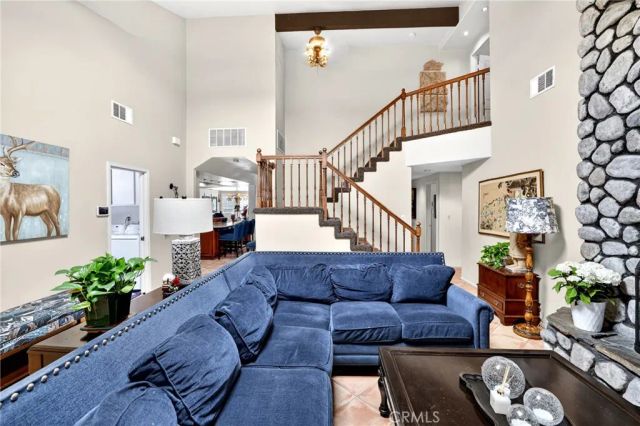633 N Orange Street, Orange, CA 92867