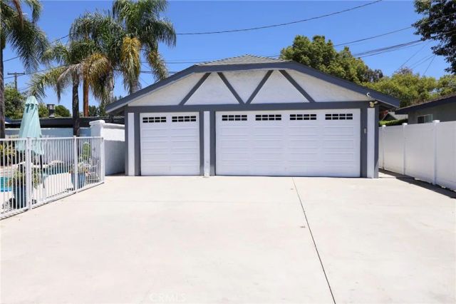 633 N Orange Street, Orange, CA 92867