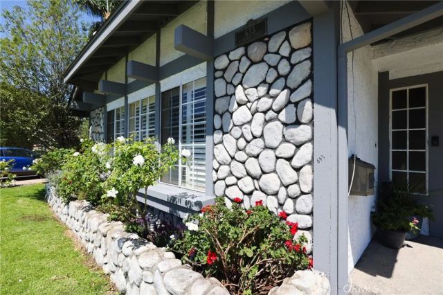 633 N Orange Street, Orange, CA 92867