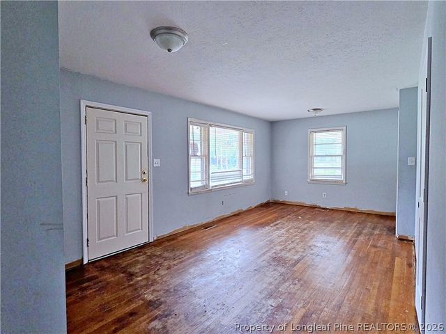 1814 Wayne Lane, Fayetteville, NC 28304