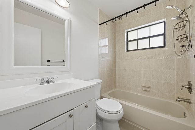 454 Westree Lane, Plantation, FL 33324