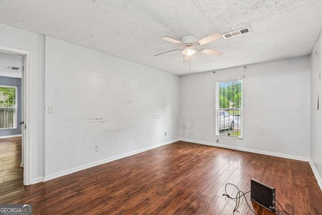 638 Waynes Court SE, Atlanta, GA 30354
