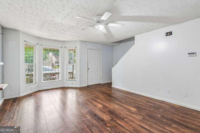 638 Waynes Court SE, Atlanta, GA 30354