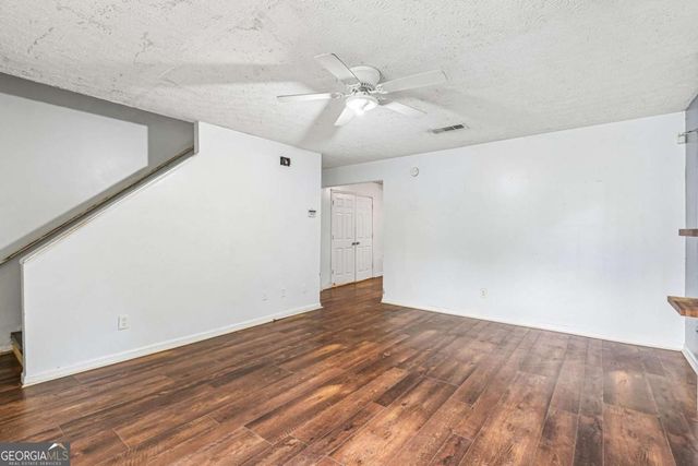 638 Waynes Court SE, Atlanta, GA 30354