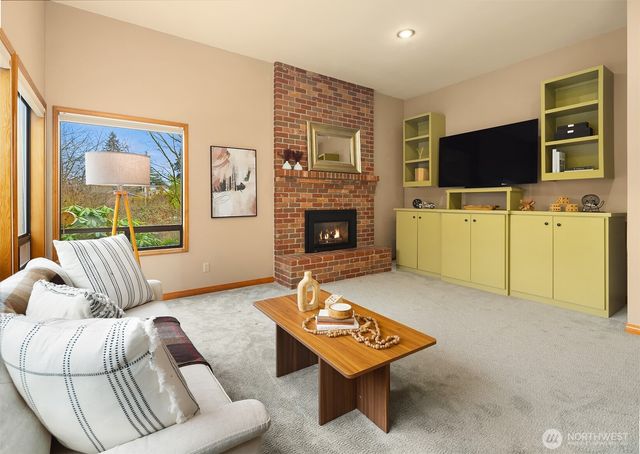 902 7th Avenue S, Edmonds, WA 98020