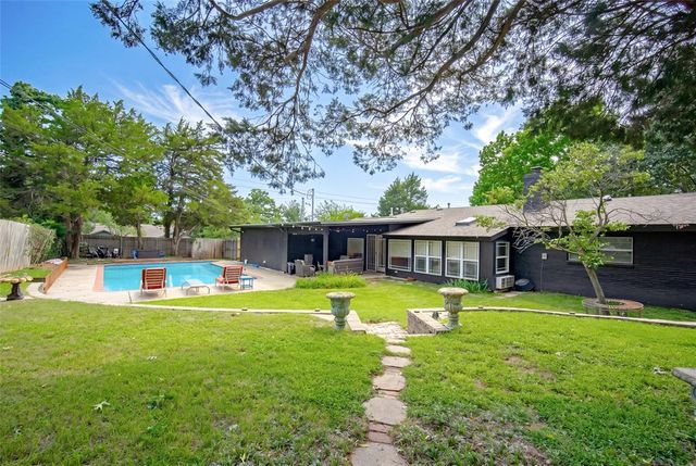 2757 Walnut Road, Norman, OK 73072