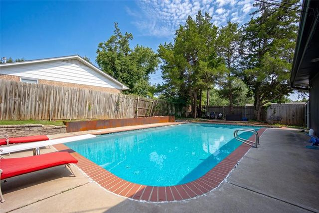 2757 Walnut Road, Norman, OK 73072