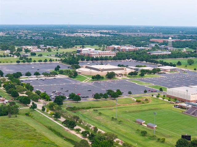 2757 Walnut Road, Norman, OK 73072