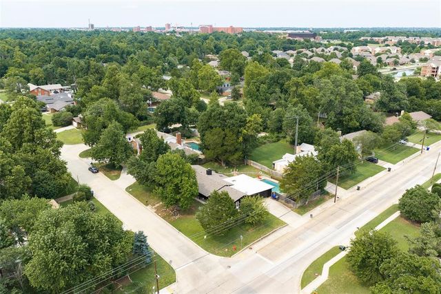 2757 Walnut Road, Norman, OK 73072