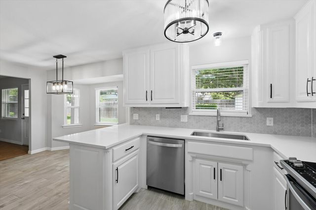 8609 Main Street, North Richland Hills, TX 76182