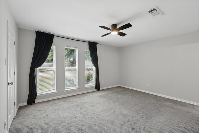 8609 Main Street, North Richland Hills, TX 76182