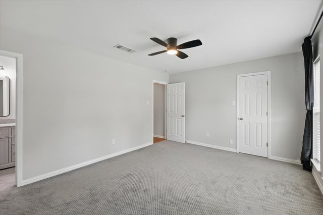 8609 Main Street, North Richland Hills, TX 76182