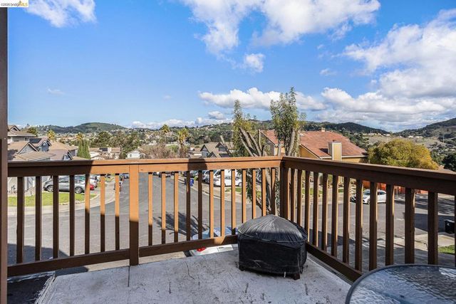 5490 Lenora Rd, Richmond, CA 94803