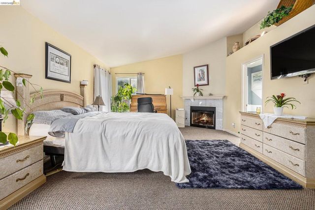 5490 Lenora Rd, Richmond, CA 94803
