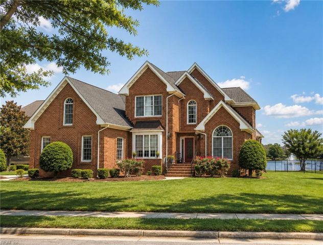 1176 Knights Bridge LN, Virginia Beach, VA 23455