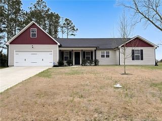 729 Wallace McLean Road, Raeford, NC 28376