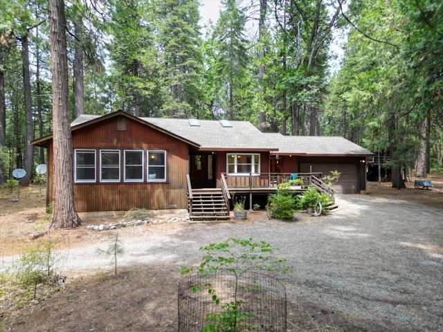 13755 Quaker Hill Cross Rd, Nevada City, CA 95959