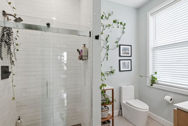 181 Cowper St 302, Boston, MA 02128