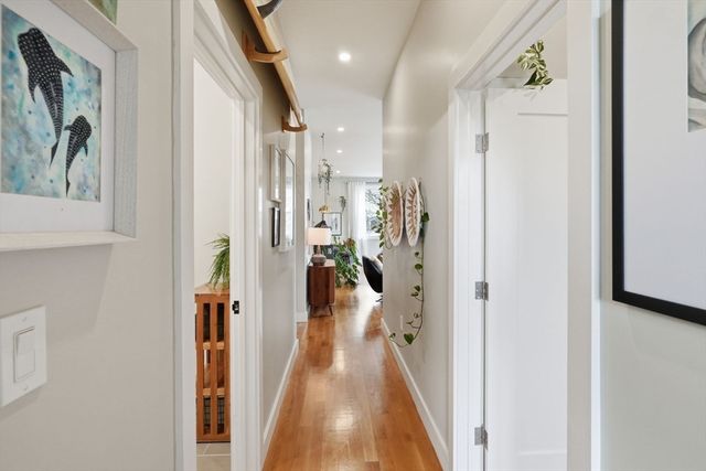 181 Cowper St 302, Boston, MA 02128