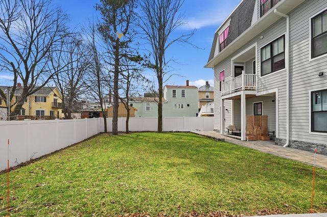 181 Cowper St 302, Boston, MA 02128