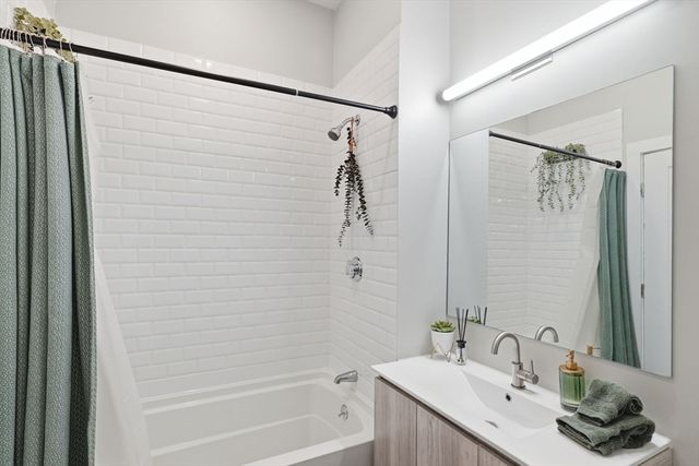 181 Cowper St 302, Boston, MA 02128