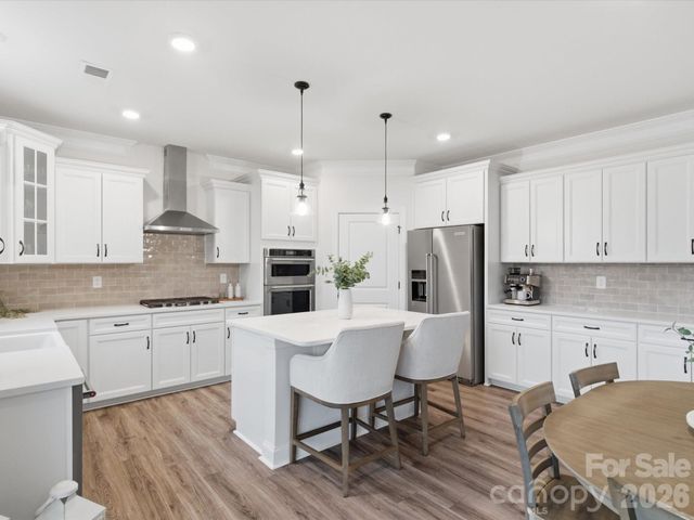 2204 Skybrook Oaks Drive, Huntersville, NC 28078